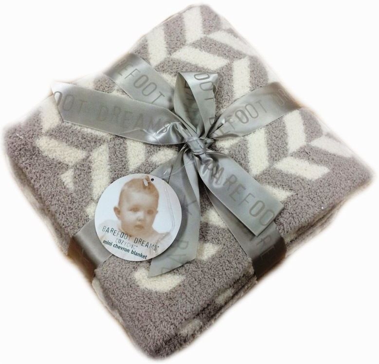 Barefoot Dreams® CozyChic® Mini Chevron Blanket - Stone/Cream